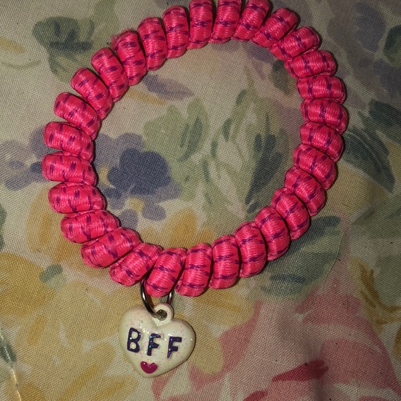 Friendship bracelets - Picture 3 of 3